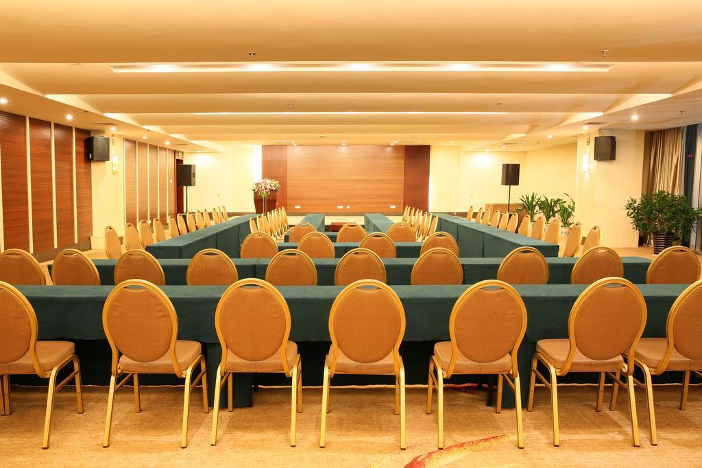 Uchoice Hotel Куньмин Экстерьер фото